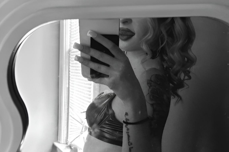 SnowBunnyBae — Creator on TrustyFans